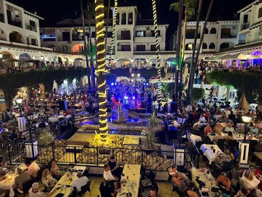 Villamartin Plaza at night